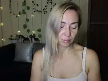 lana__j – webcam model profile photo Image 15