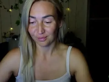 lana__j – webcam model profile photo Image 7