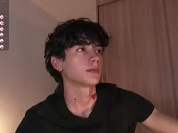 skinny_candy18 – webcam model profile photo Image 19