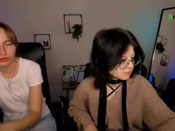 dears_pearlss – webcam model profile photo Image 4