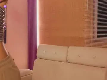 Earth_001 – webcam model profile photo Image 16