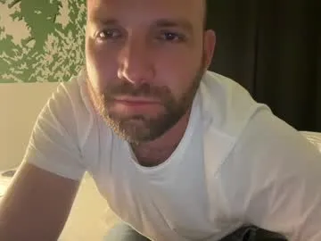 trainwithme – webcam model profile photo Image 9