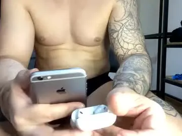 skinny_candy18 – webcam model profile photo Image 5