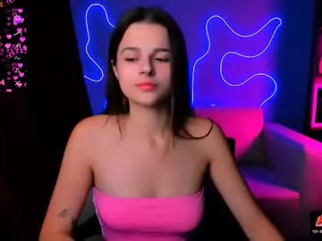 roouse – webcam model profile photo Image 15