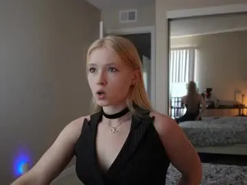 someone_sweet – webcam model profile photo Image 17