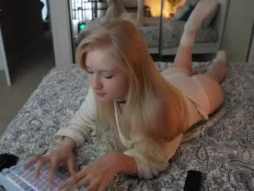 someone_sweet – webcam model profile photo Image 19