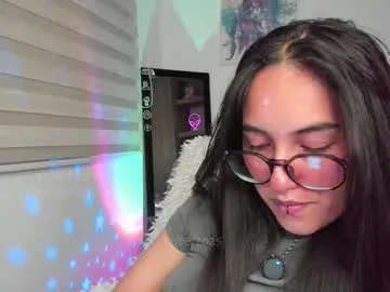 loving_ladies – webcam model profile photo Image 8