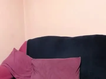 Earth_001 – webcam model profile photo Image 5