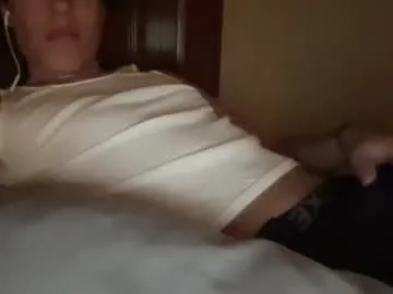 little_show_sexy – webcam model profile photo Image 14