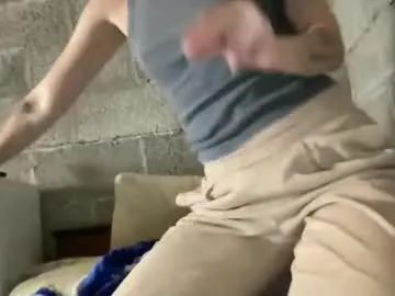 IORio2 – webcam model profile photo Image 15