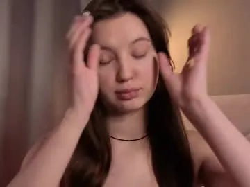 someone_sweet – webcam model profile photo Image 15