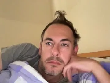 loving_ladies – webcam model profile photo Image 11