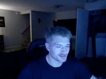 handsomeboys19 – webcam model profile photo Image 6