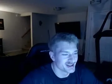 handsomeboys19 – webcam model profile photo Image 7