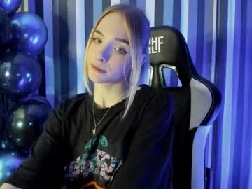 LissyLuxe – webcam model profile photo Image 14