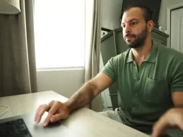 kai101010 – webcam model profile photo Image 4