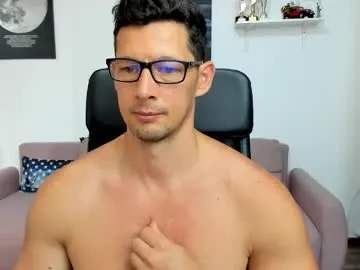 DomManlyGuy – webcam model profile photo Image 13