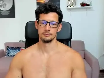 DomManlyGuy – webcam model profile photo Image 4