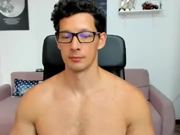 DomManlyGuy – webcam model profile photo Image 5