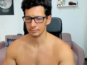 DomManlyGuy – webcam model profile photo Image 6