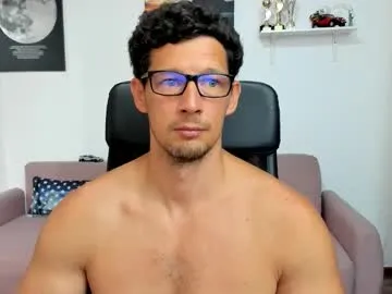 DomManlyGuy – webcam model profile photo Image 7