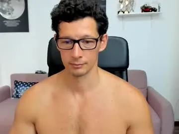 DomManlyGuy – webcam model profile photo Image 9