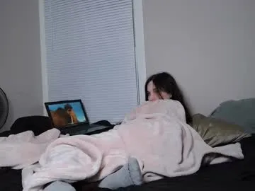 hornyshow_tv – webcam model profile photo Image 5