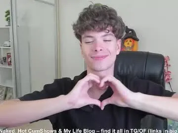 jungcock3210 – webcam model profile photo Image 16