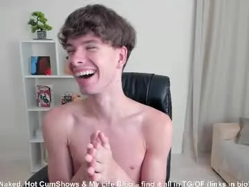 jungcock3210 – webcam model profile photo Image 17