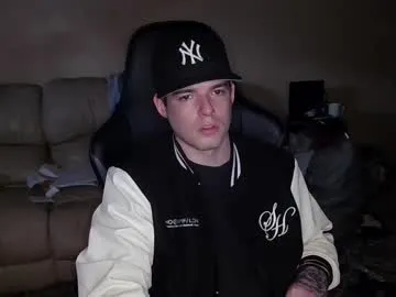 little_show_sexy – webcam model profile photo Image 12