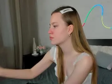 Danni_shy – webcam model profile photo Image 2