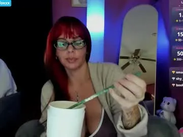 truuuly_yours – webcam model profile photo Image 4