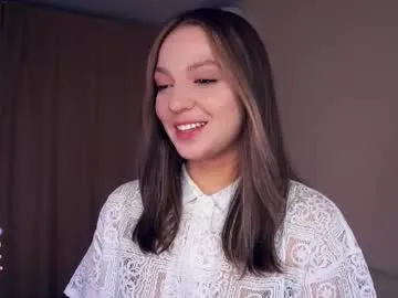 Earth_001 – webcam model profile photo Image 16