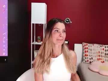 dears_pearlss – webcam model profile photo Image 8