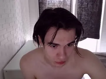 AlisaMoss – webcam model profile photo Image 2