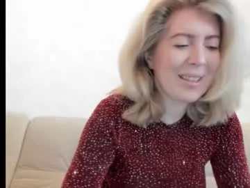 someone_sweet – webcam model profile photo Image 15