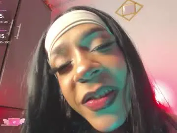 chloe_cooperr Image 3
