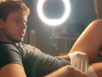 kai101010 – webcam model profile photo Image 18