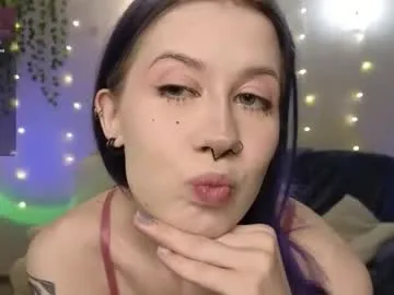 christy_memeow Image 18