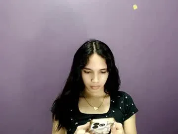 WitchAnnie – webcam model profile photo Image 5