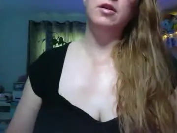 roouse – webcam model profile photo Image 12