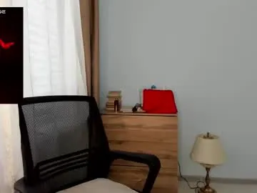 notecarret – webcam model profile photo Image 3