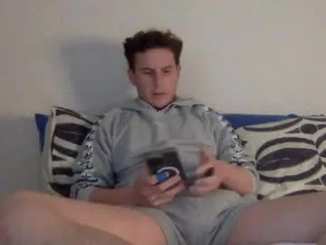 little_show_sexy – webcam model profile photo Image 4