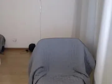 skinny_candy18 – webcam model profile photo Image 12