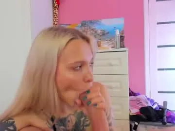 WitchAnnie – webcam model profile photo Image 5