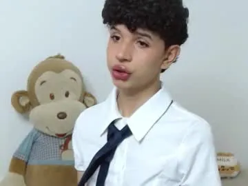 DomManlyGuy – webcam model profile photo Image 15