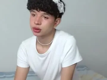 DomManlyGuy – webcam model profile photo Image 3