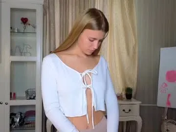 chloe_show – webcam model profile photo Image 19