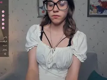 rush_of_feelings – webcam model profile photo Image 6