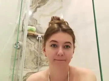 zoehangel – webcam model profile photo Image 14